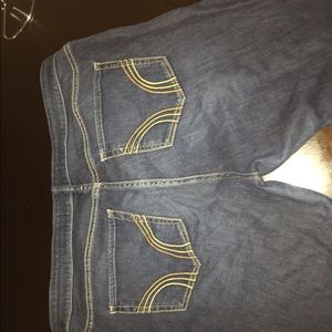 Hollister Co. legging jeans. 15R